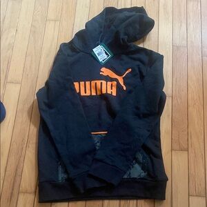 Puma Men's Black and Orange Sweater